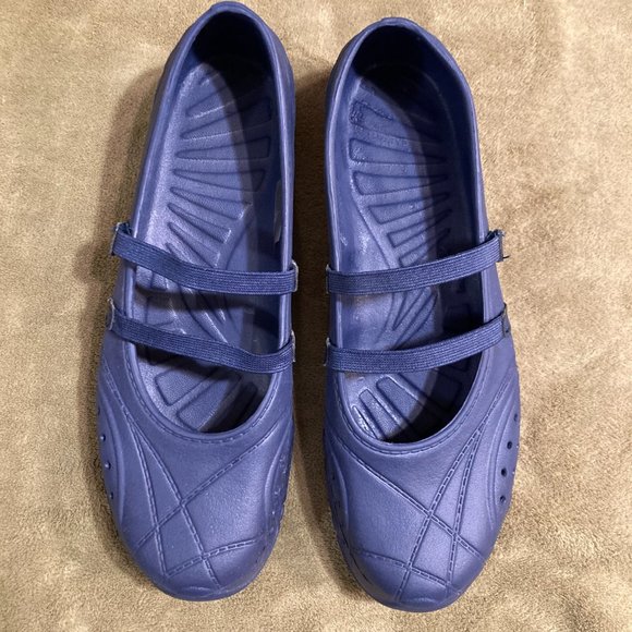 NWOT Vintage No Boundaries Waterproof Lightweight Sandal Shoe Size 8.5-9 - Picture 2 of 14